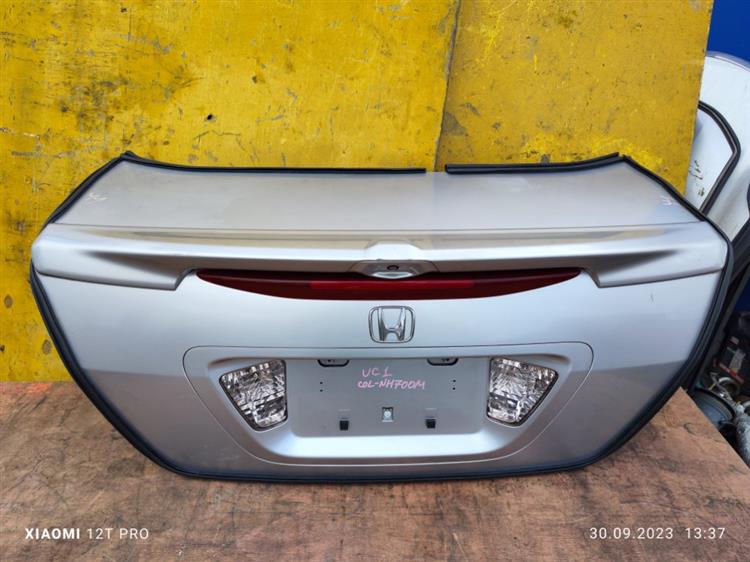 Крышка багажника Хонда Инспаер в Дербенте 652201